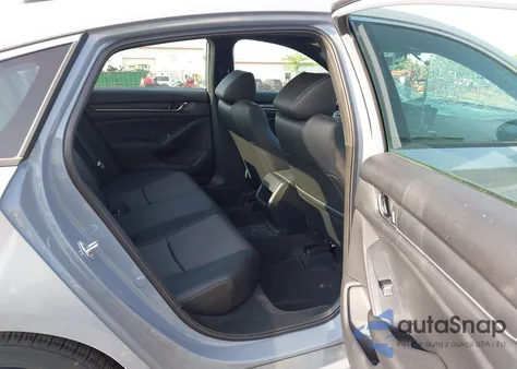 2022 Honda Accord Hybrid Sport из США, поврежденный, VIN 1HGCV3F22NA035781